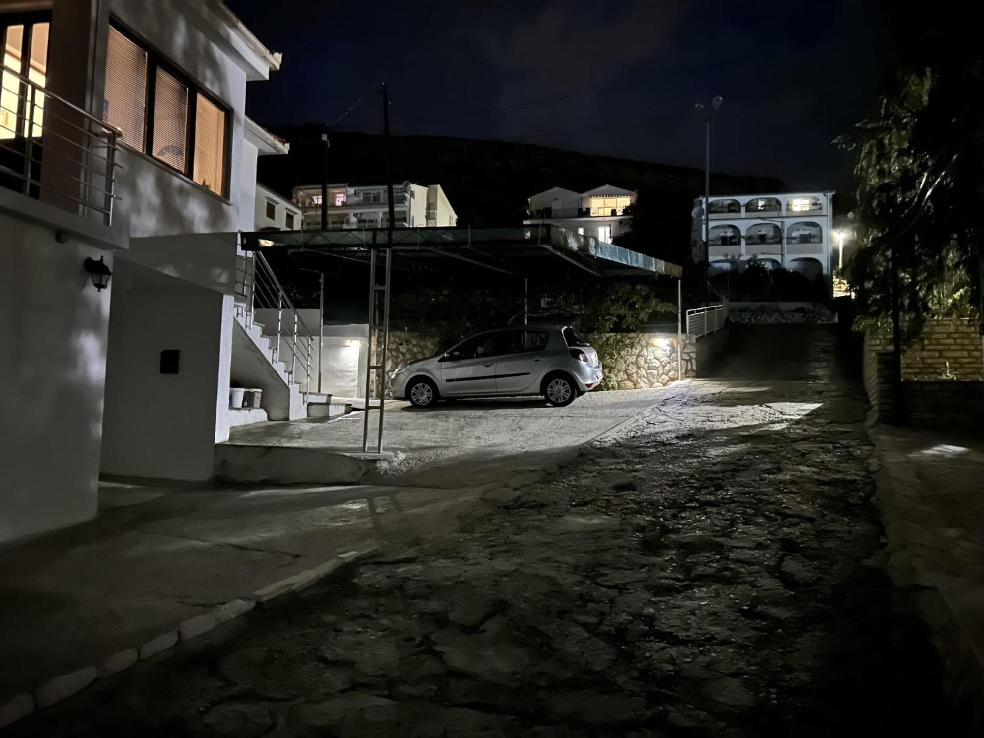 Tona Apartments トロギール エクステリア 写真
