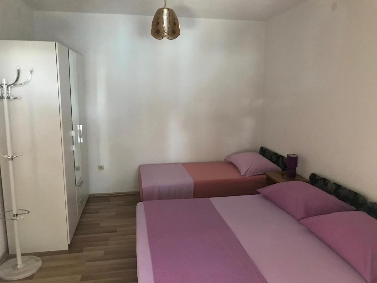 Tona Apartments トロギール エクステリア 写真